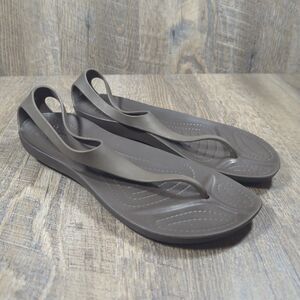 Crocs Sexi Flip Sandals Women's 9 Brown T Strap Thong Flat Shoes Comfort Slip On